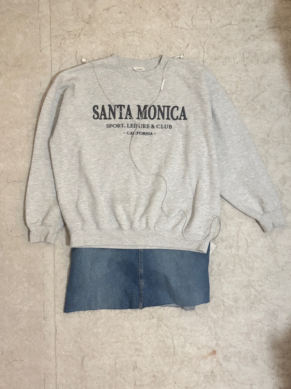 Reflex Gray Crewneck Sweatshirt with Navy 'Santa Monica' Print
